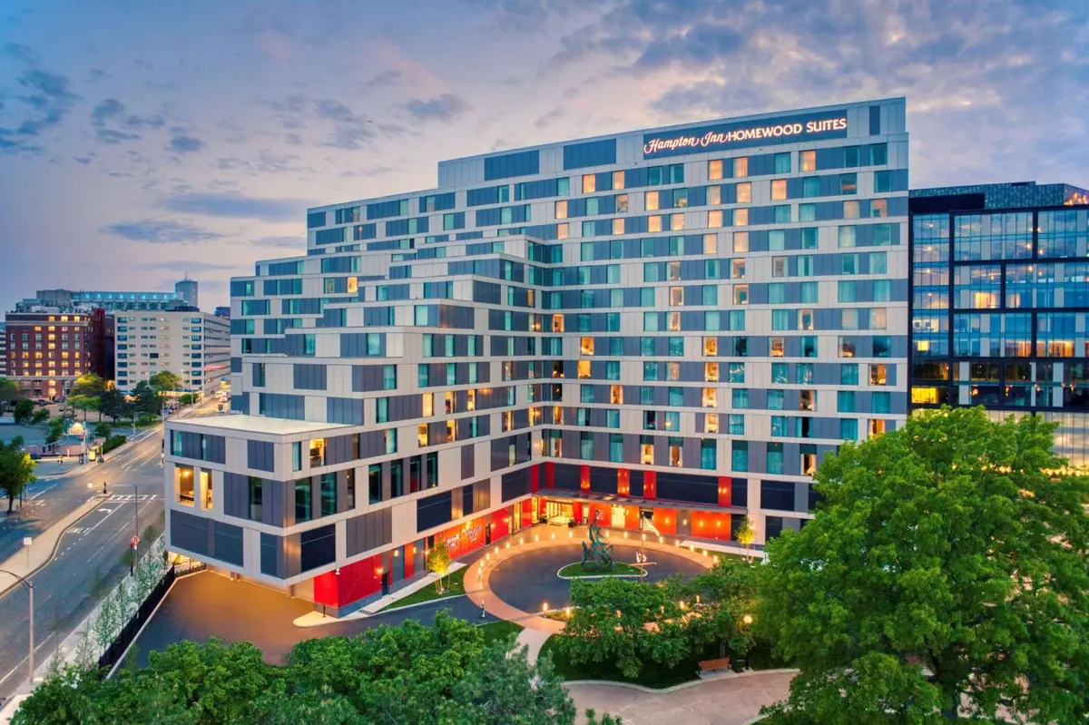 Hampton by Hilton at the Boston Seaport District