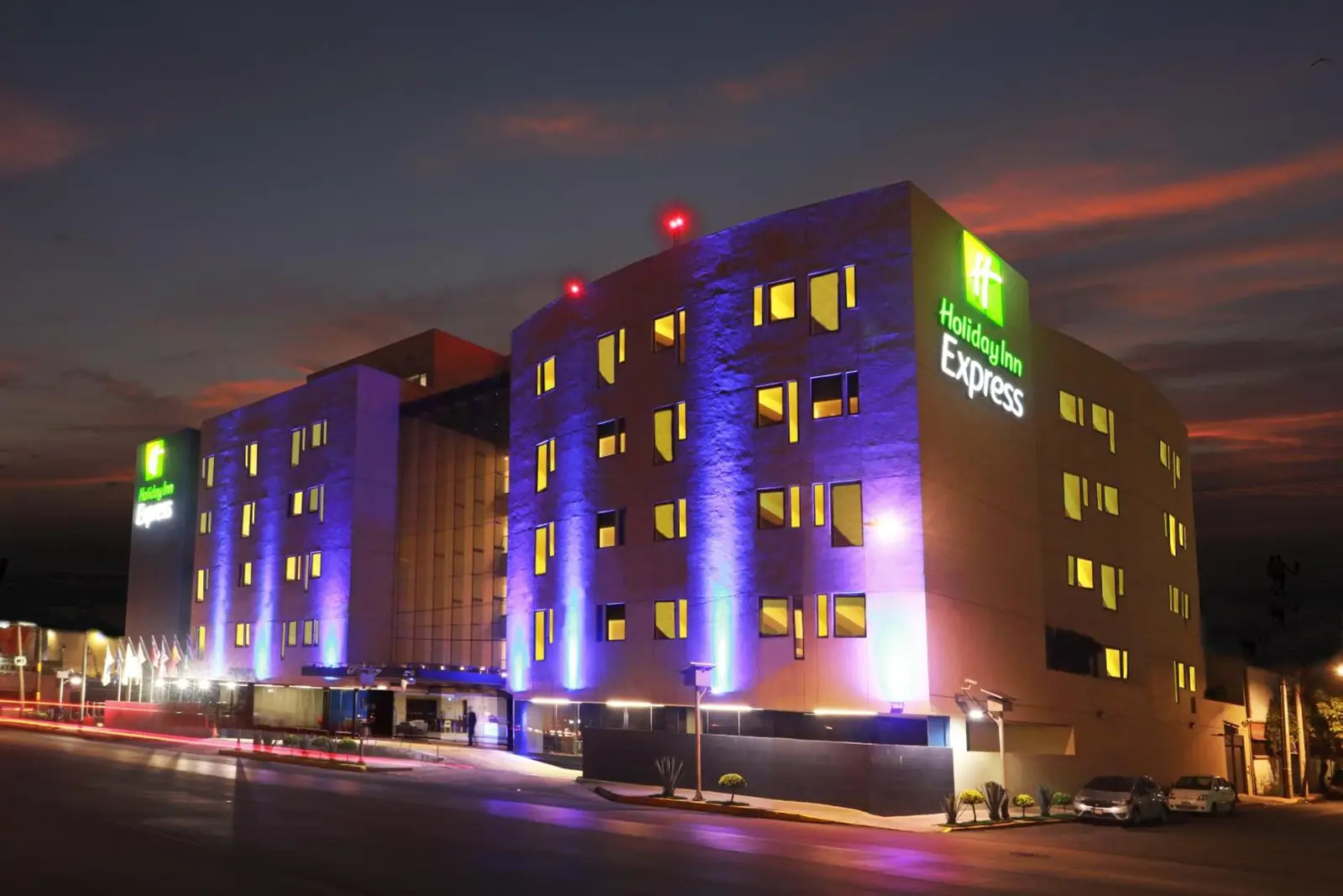 Holiday Inn Express Mexico Aeropuerto by IHG
