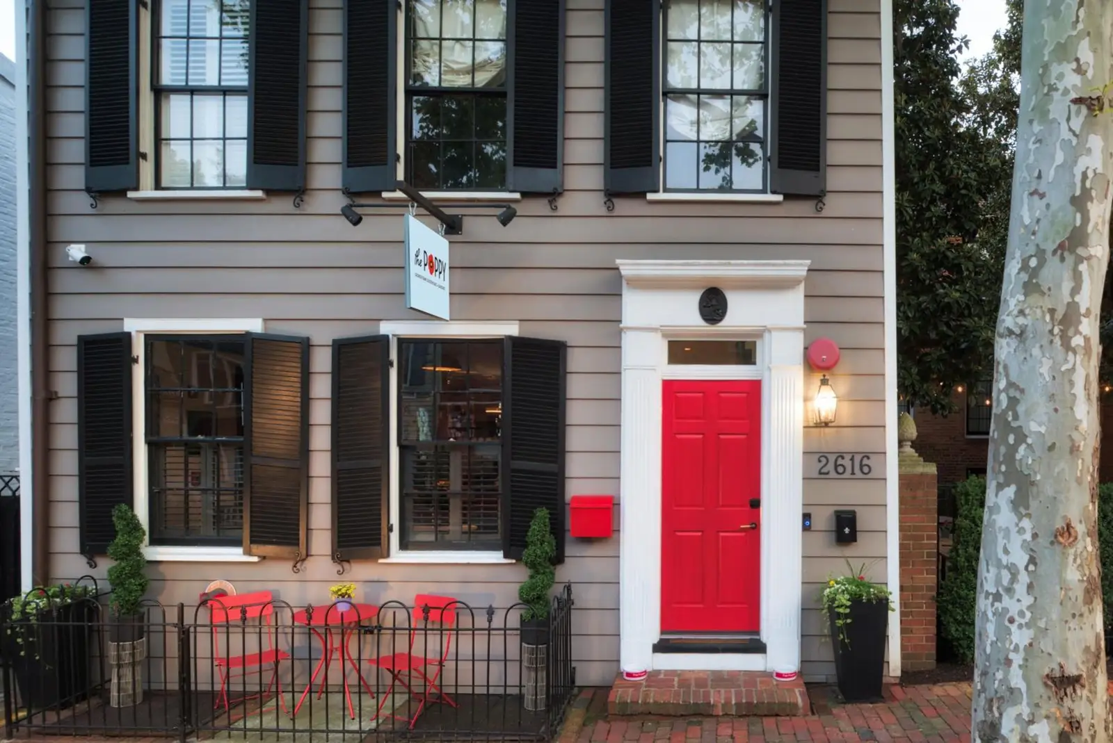 The Poppy Georgetown Guesthouse and Gardens