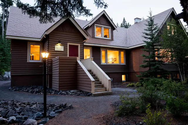 Banff Boutique Inn - Adults only