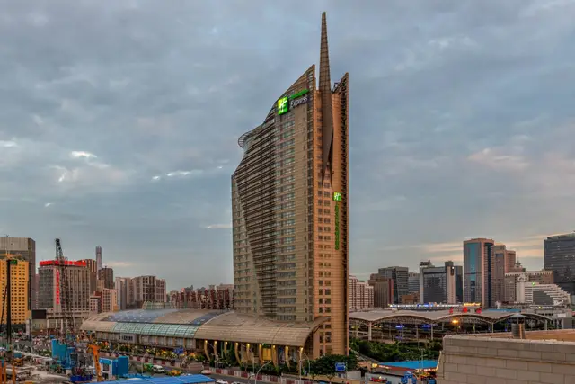 Holiday Inn Shanghai Jing'an