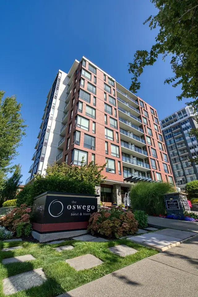 Oswego Hotel