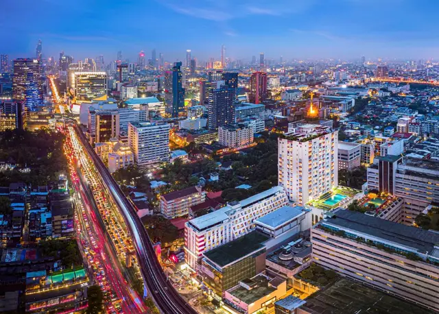 Evergreen Place Siam by UHG