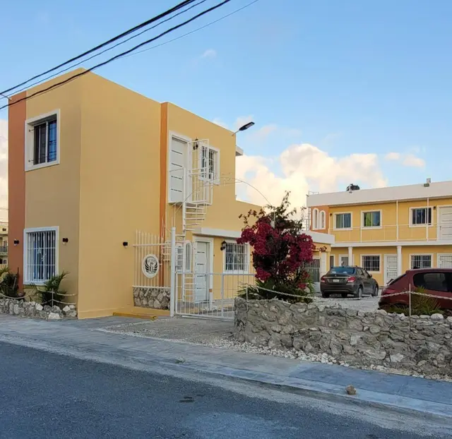 AVE FENIX Apartments