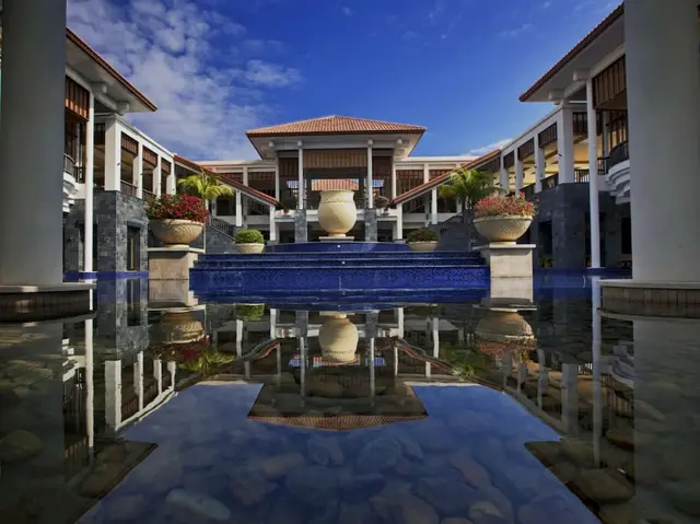 Banyan Tree Sanya